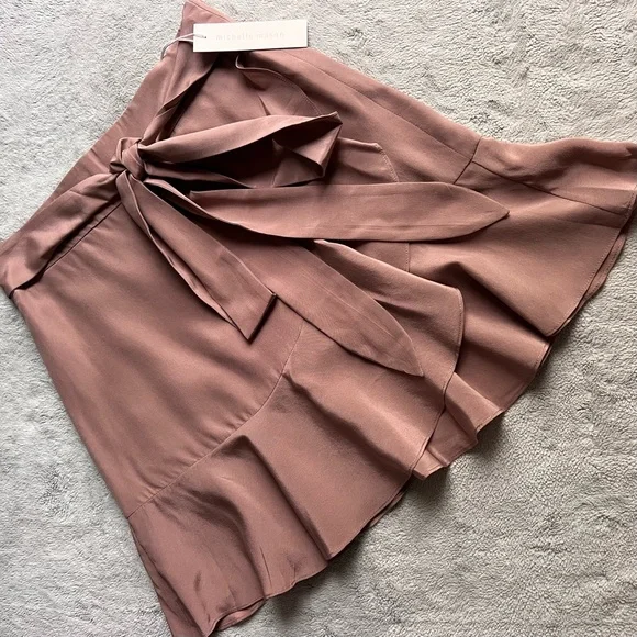 NWT Michelle Mason Silk Draped Ruffle Wrap Effect Mini Skirt Blush Tan Sz 4 - Picture 1 of 14